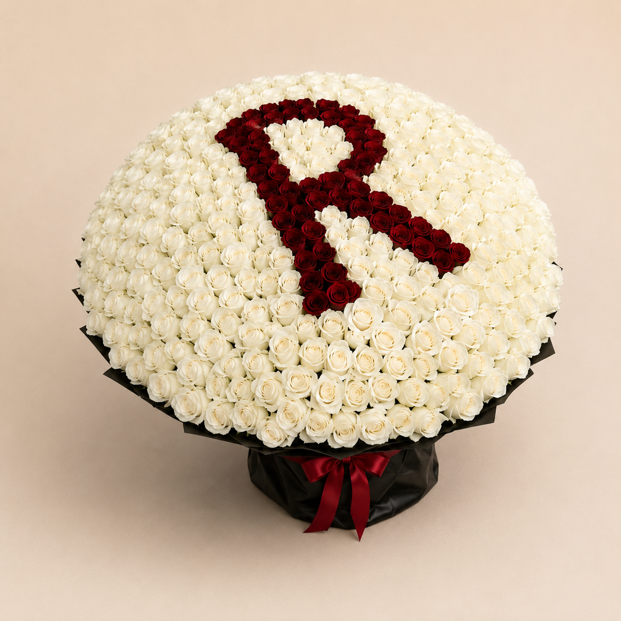 R Letter Rose Bouquet – 200 Roses